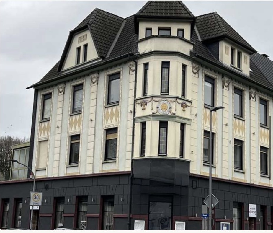Mehrfamilienhaus mit viel Potenzial und Betriebsbereit Restaurant 2